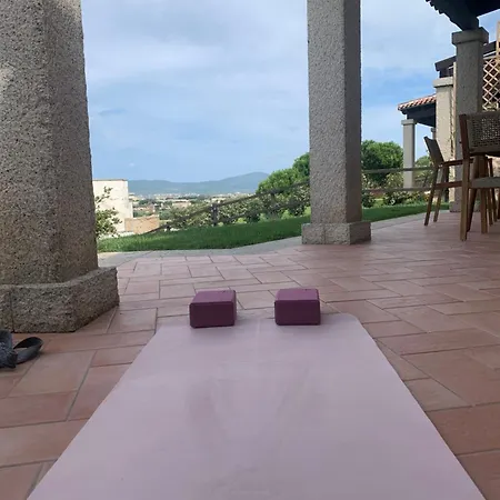 Villa A Schiera Con Giardino Privato E Vista Mare *